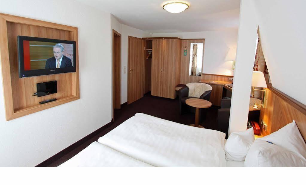 Neckarblick Self Service Hotel باد فيمفين المظهر الخارجي الصورة